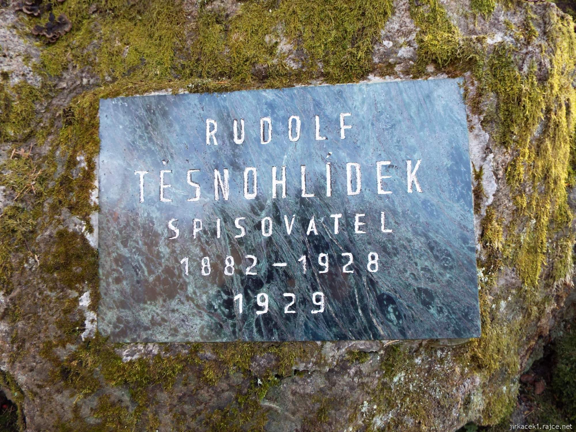 Bílovice nad Svitavou - památník Rudolfa Těsnohlídka
