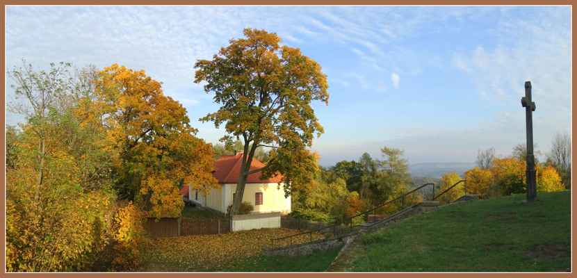 podzim na Makové Hoře   ...   fotoalbum z tohoto poutního místa: http://jitka-jince.rajce.idnes.cz/Makova_Hora/
