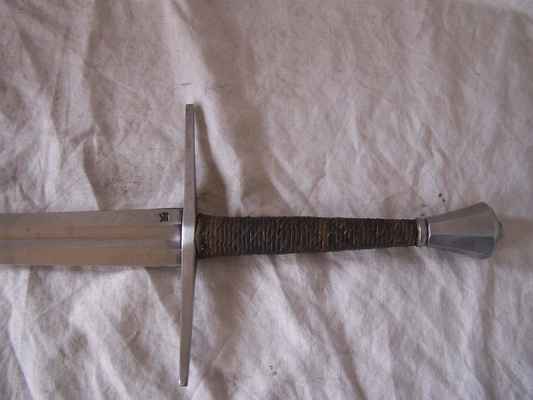 Meč 1 1/2  výroba Luděk Kalny cena 5500,-Kč Skoro nepoužitý